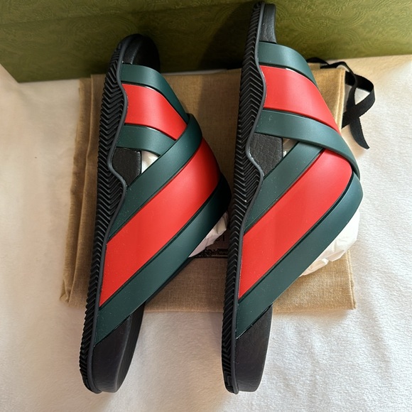 Gucci Women's Web Slide Rubber Sandals Sz 39 BNIB Made in Italy π― Authentic - Picture 6 of 13